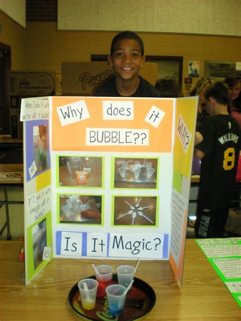 Demonstrate the “magic” leakproof bag. . Science projects for 5th graders